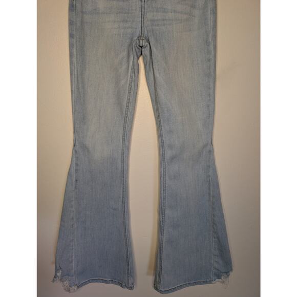KANCAN Signature Women Jeans, Light Wash Ultra High Rise Flare Jeans, Sz 23 - Picture 8 of 11